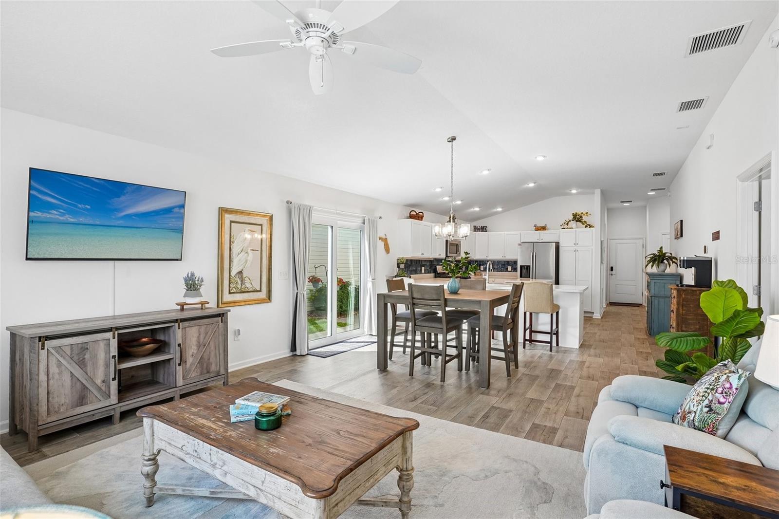 1461 Emma Place, FL