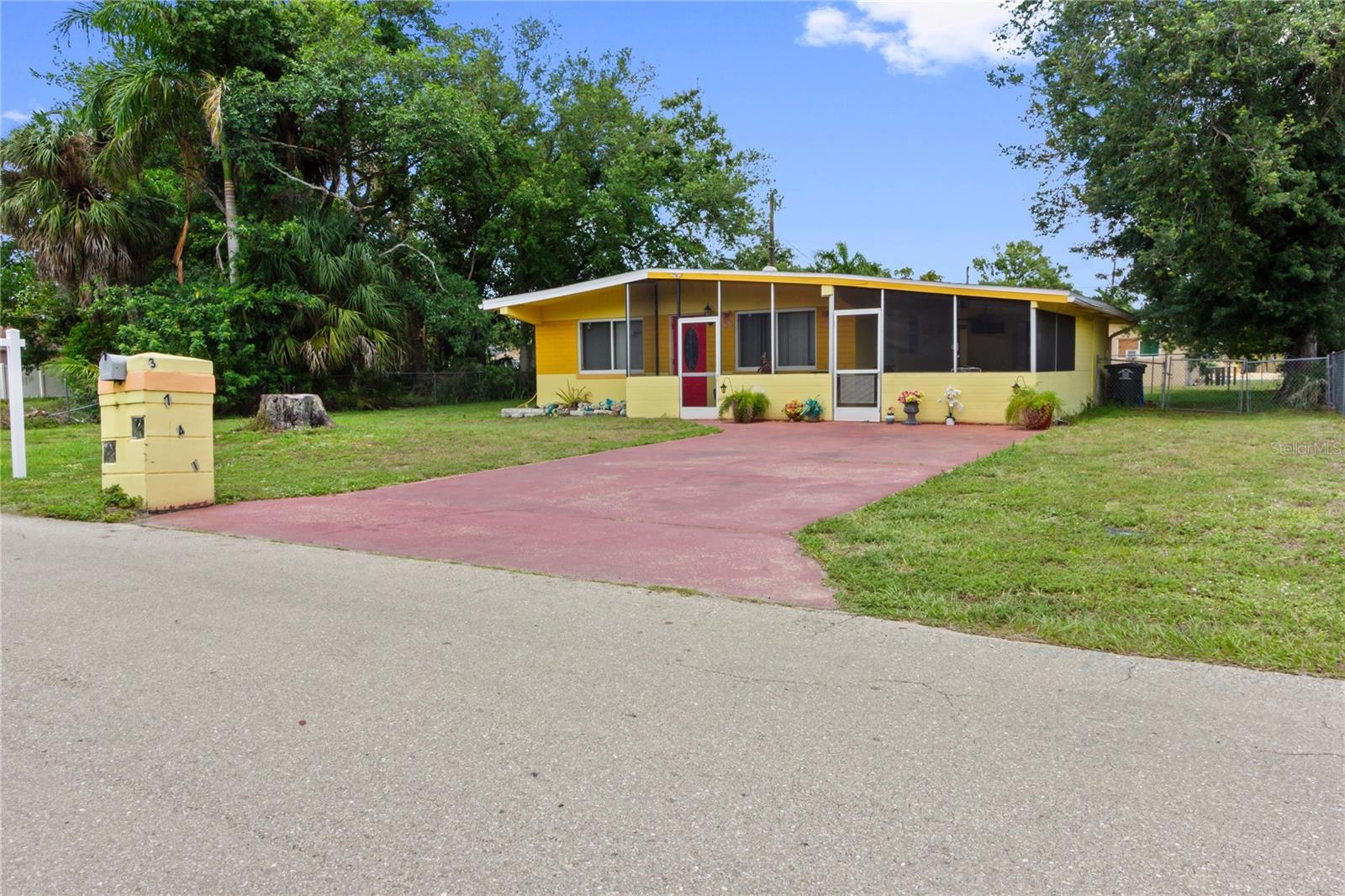 3741 Bell Street, FL