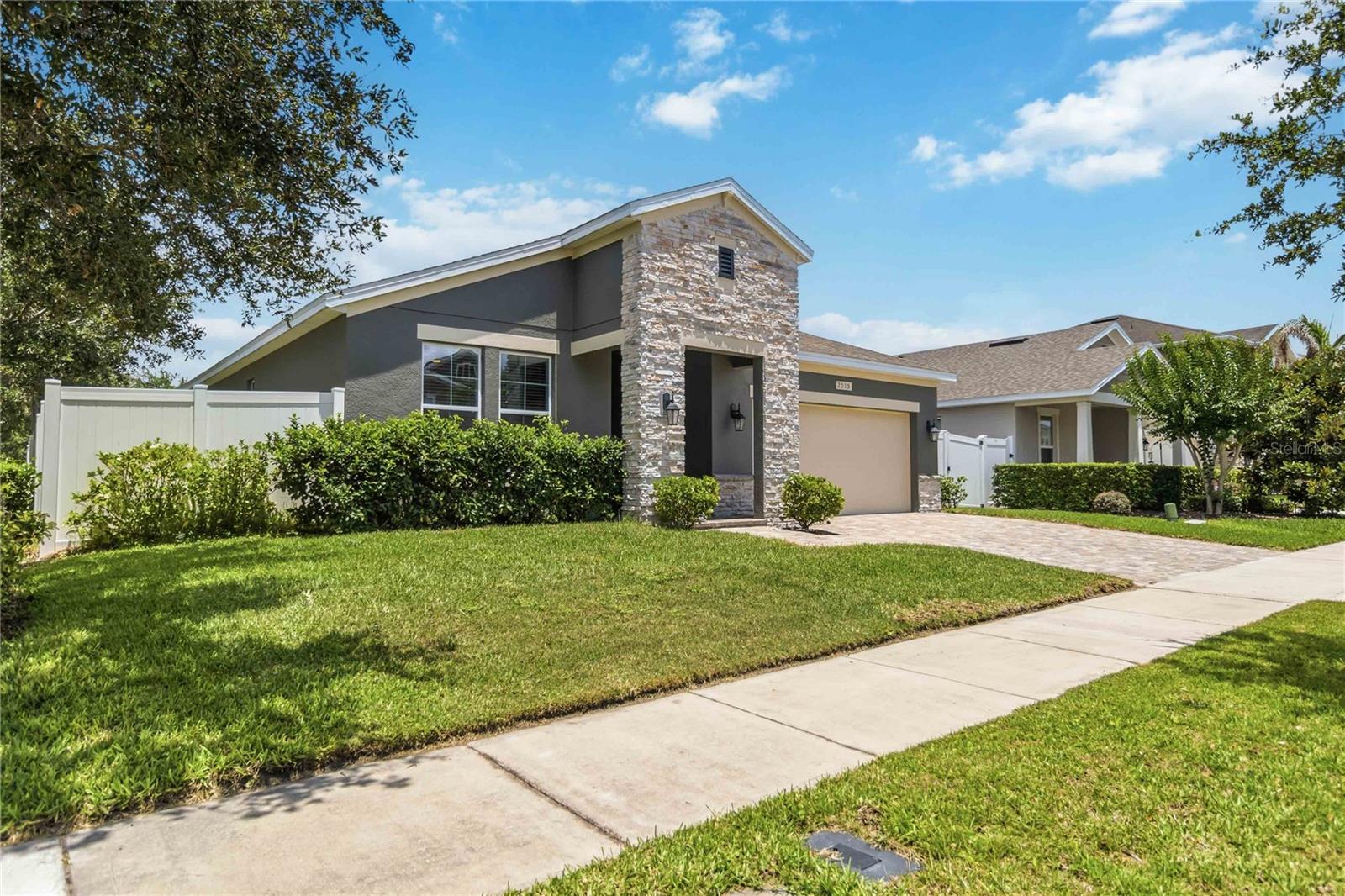 2015 Beacon Landing Circle, FL
