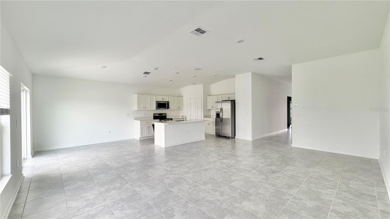 5768 Gingham Drive, FL