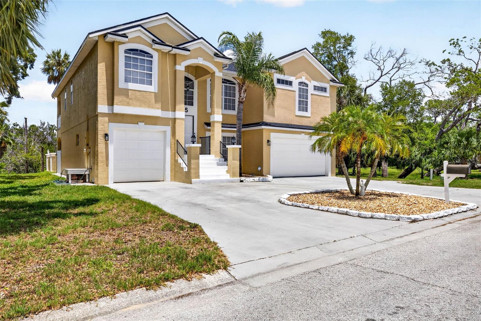 7445 Gulf Way, FL