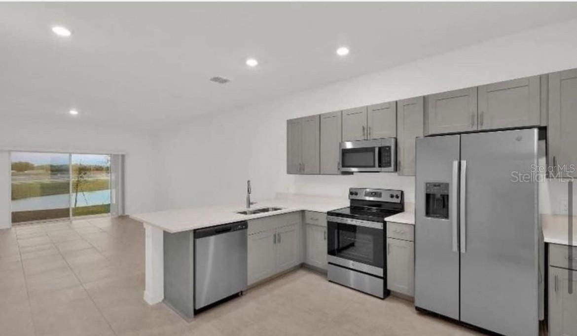 2081 Viewfinder St, FL
