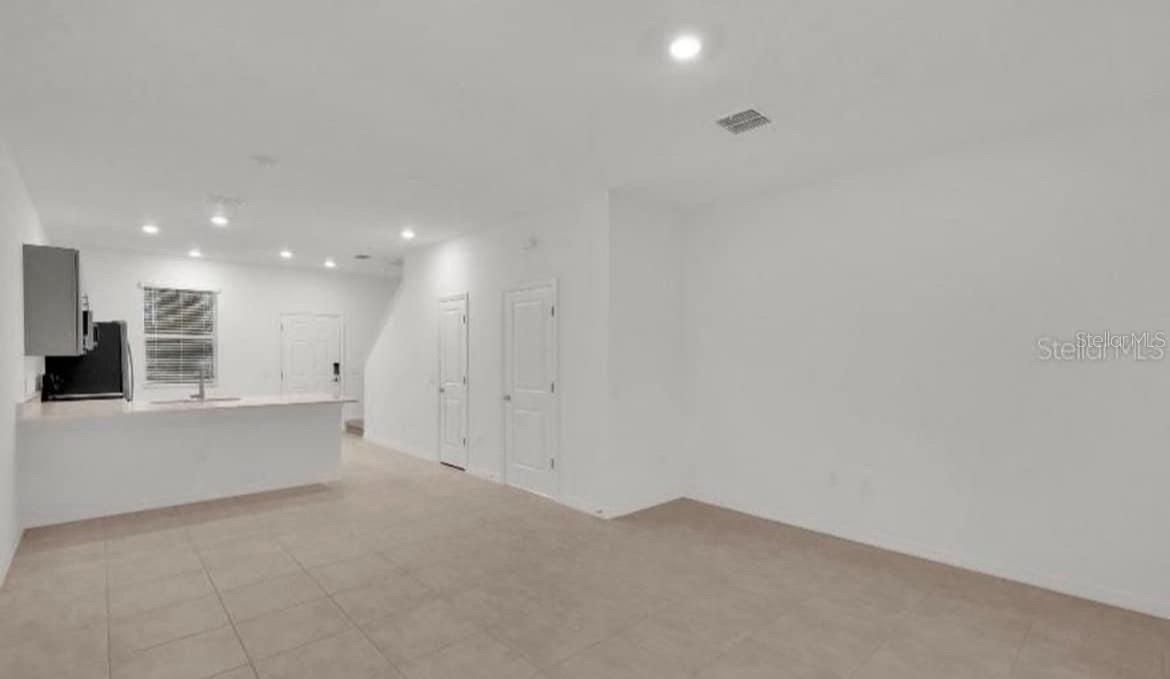 2081 Viewfinder St, FL