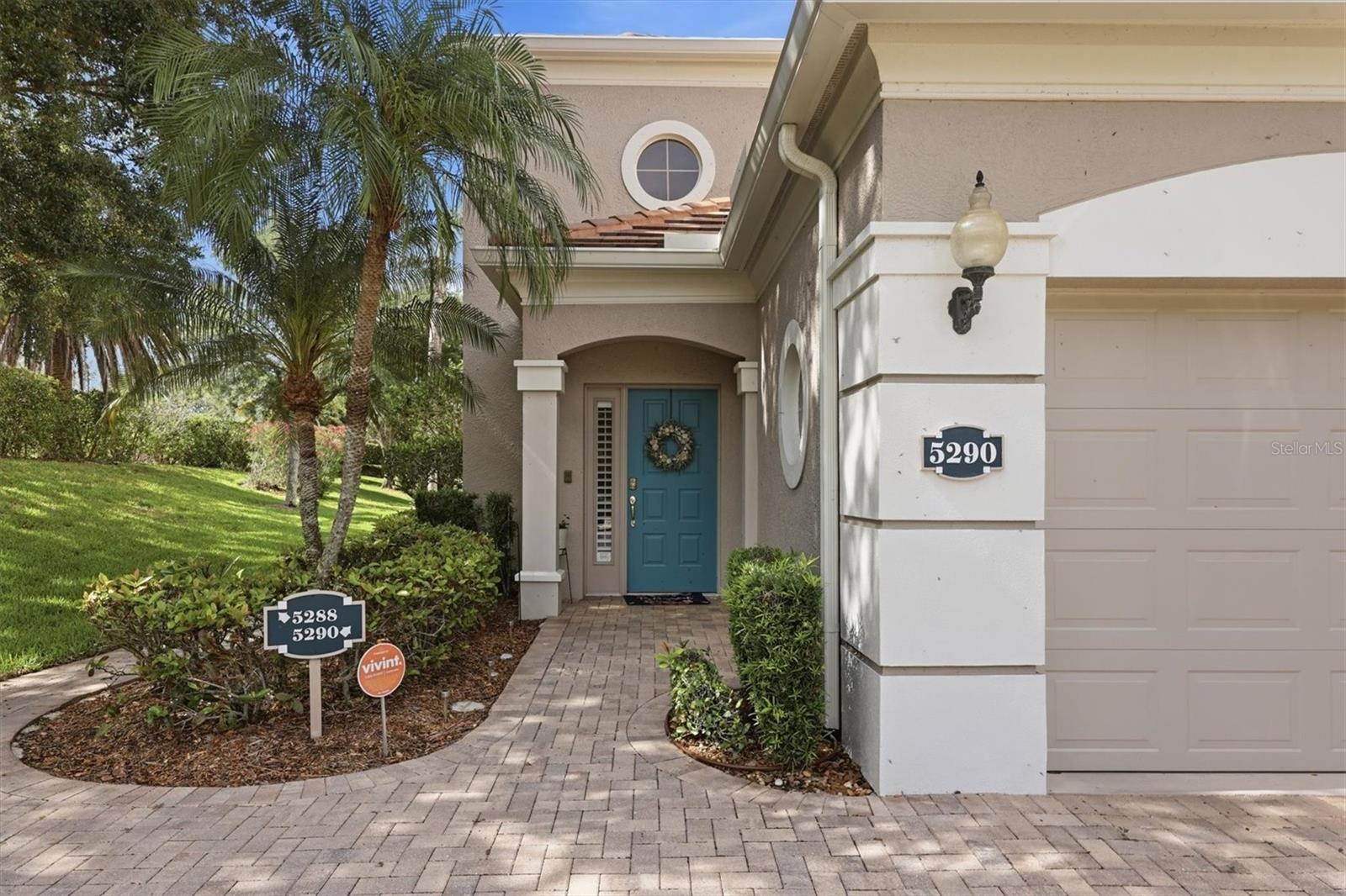 5290 Descanso Court, FL