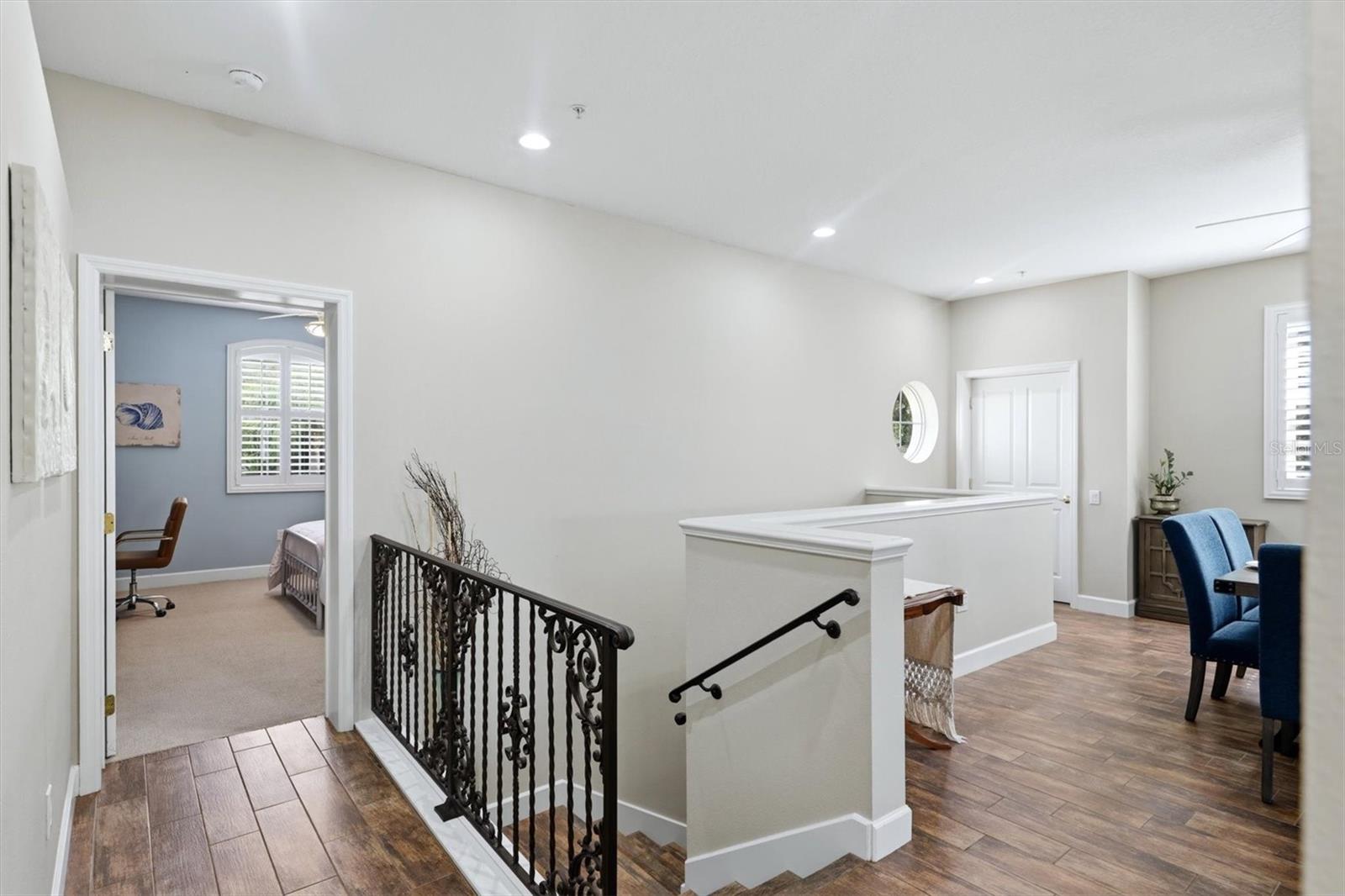 5290 Descanso Court, FL