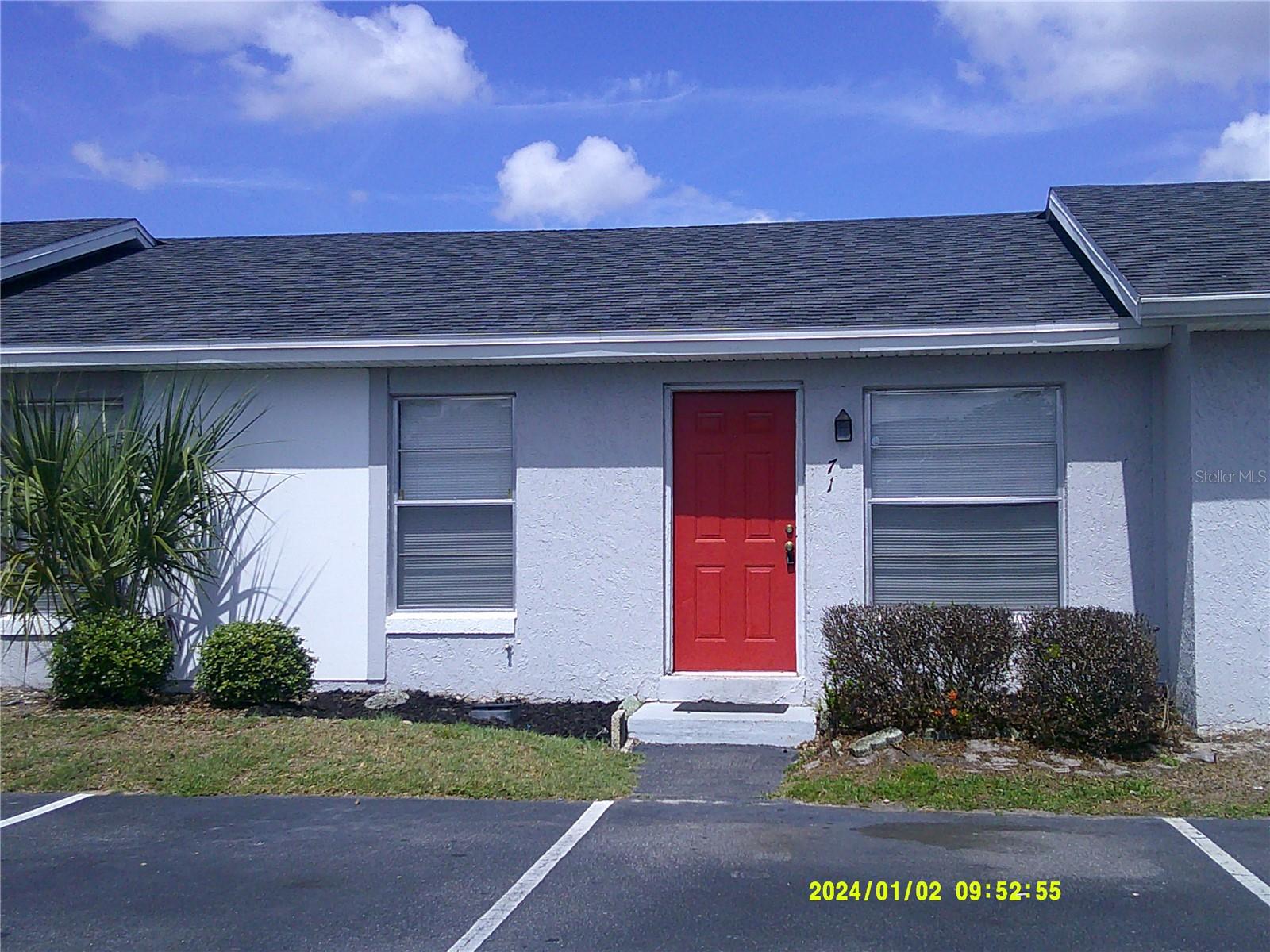 71 Lake Villa Way, FL