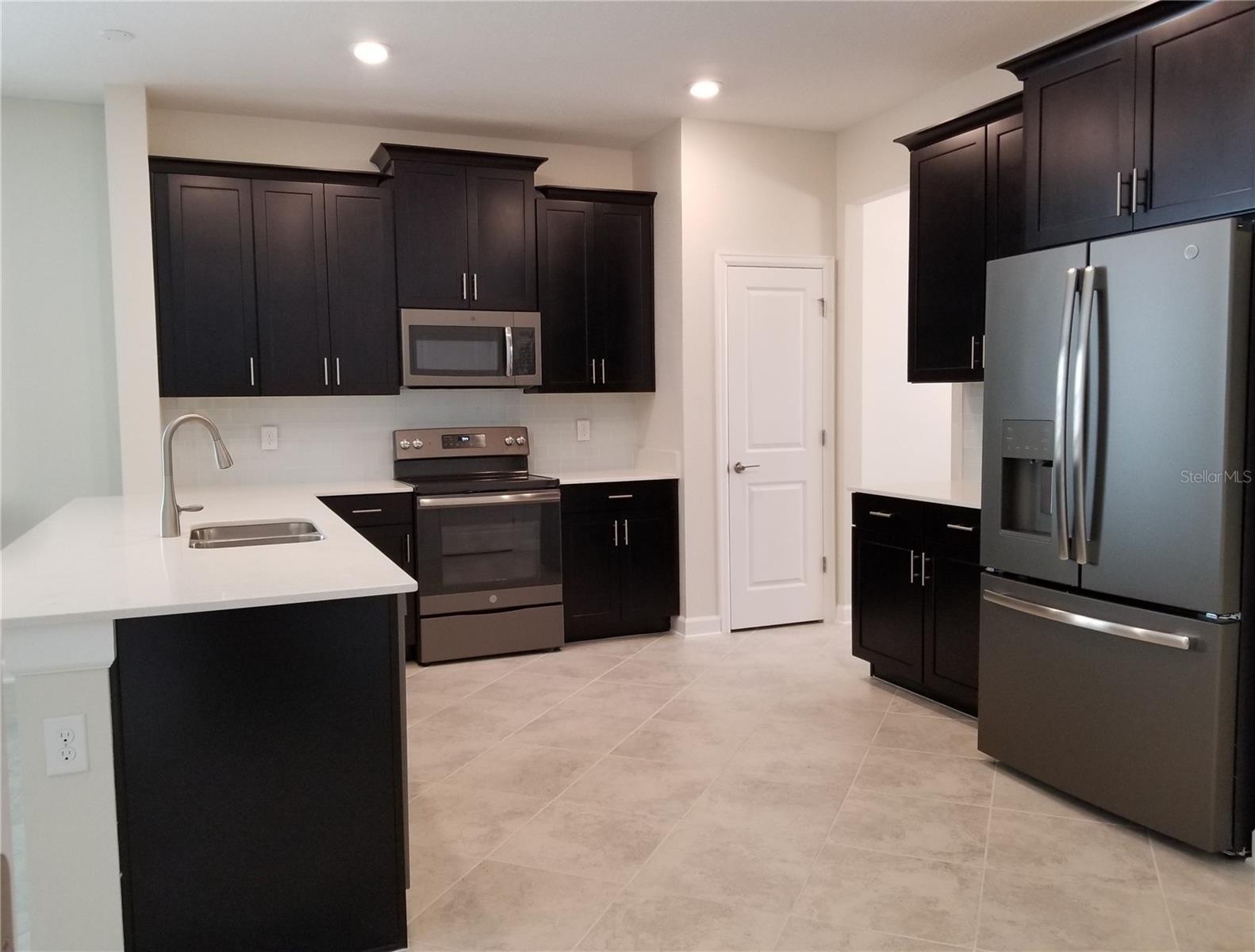 11142 Longleaf Woods Drive, FL