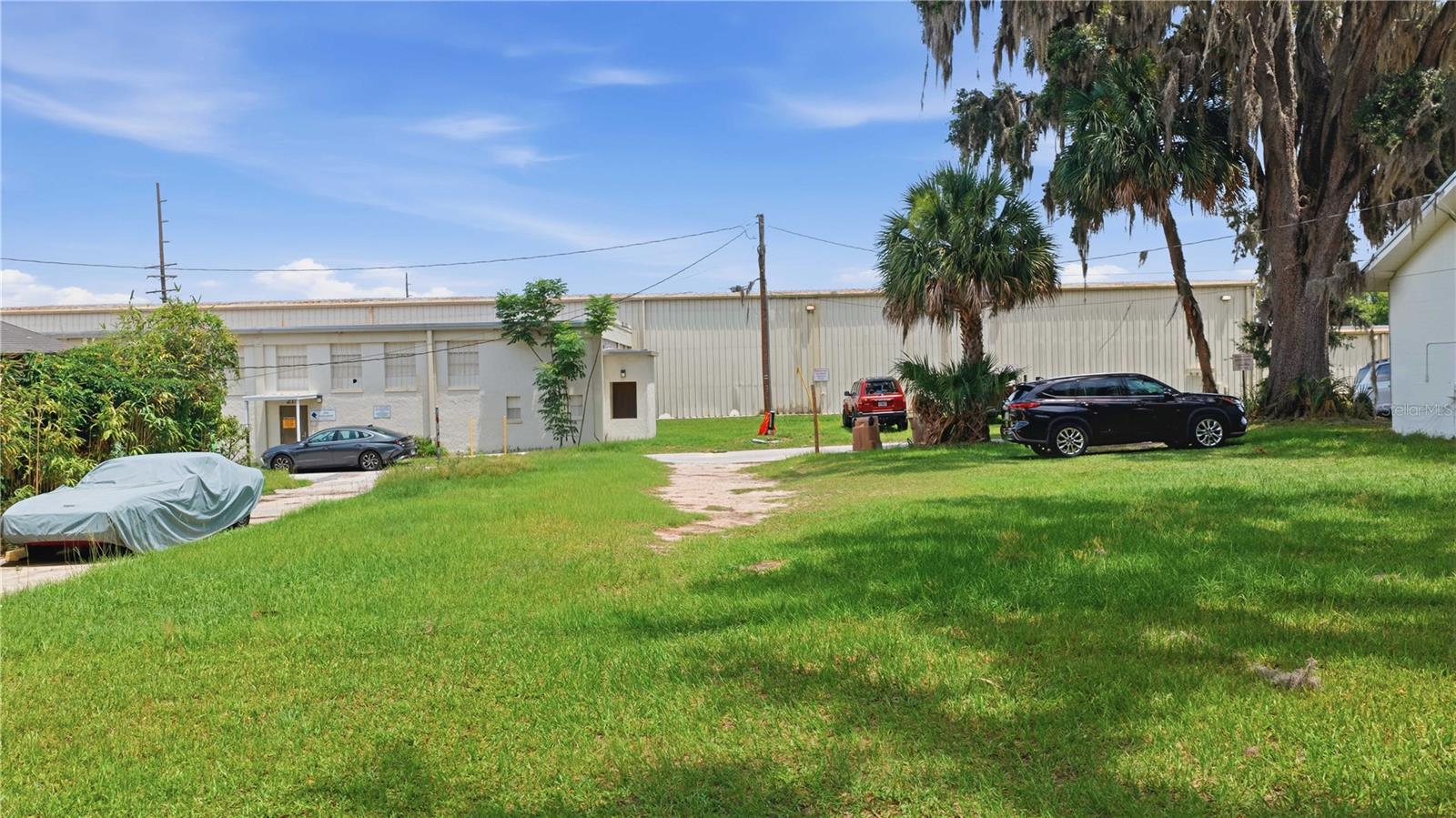 1 Central Warehouse, FL