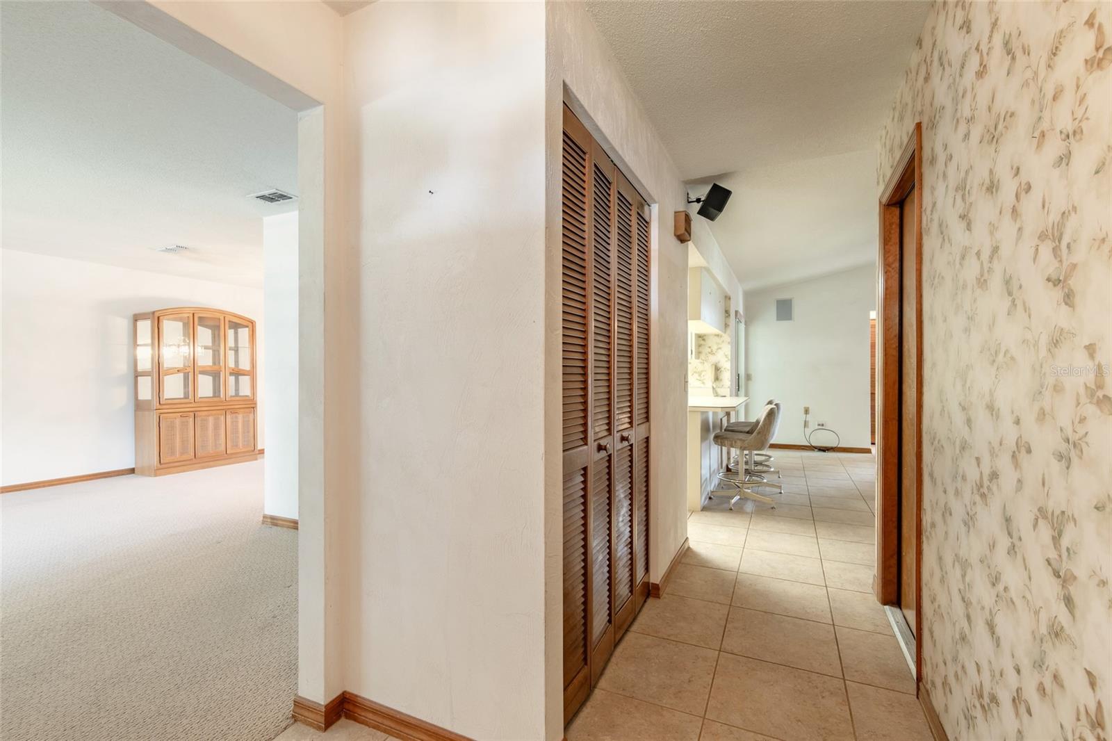 4576 Phipps Drive, FL
