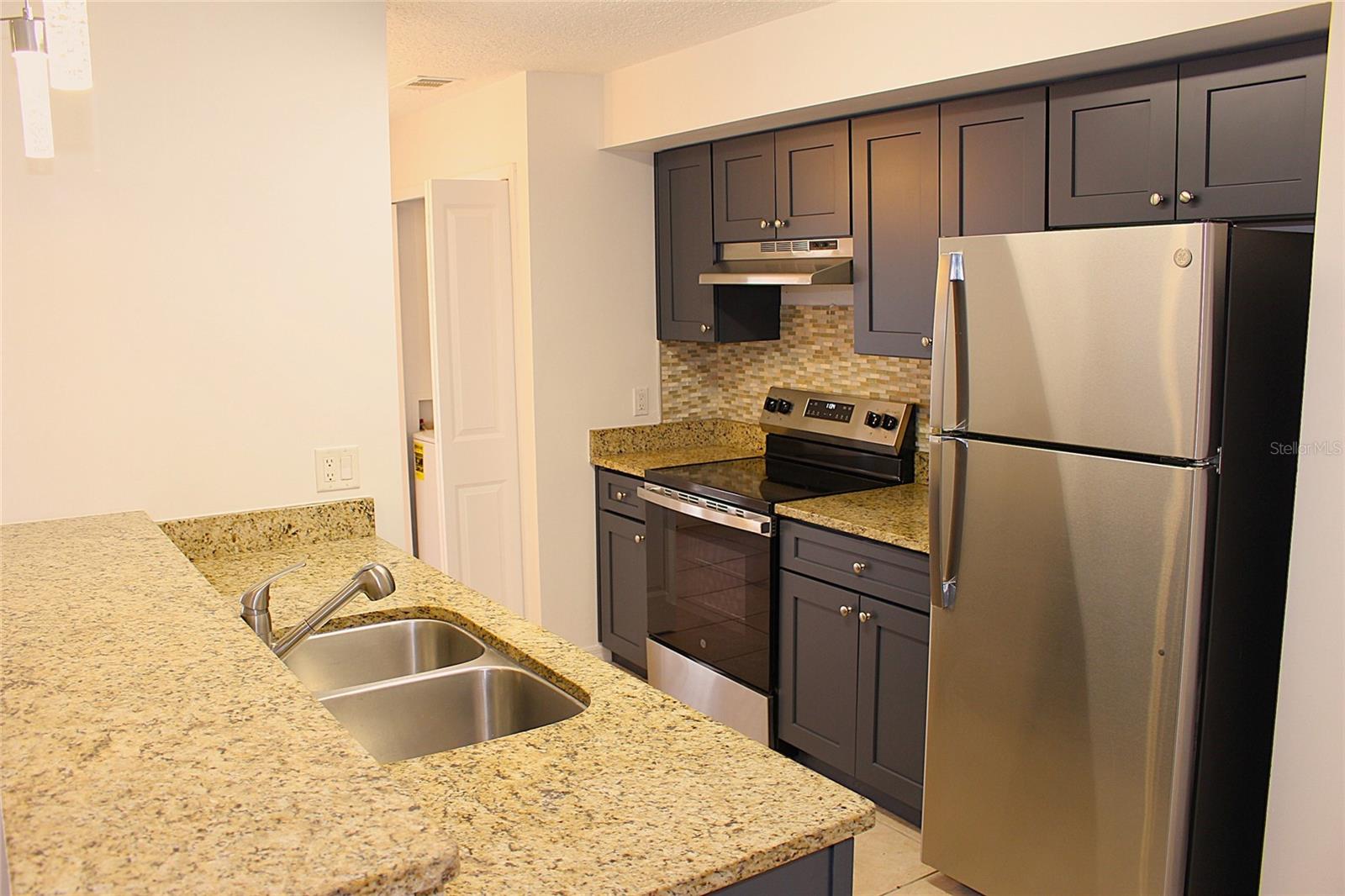 4707 Chevy, FL