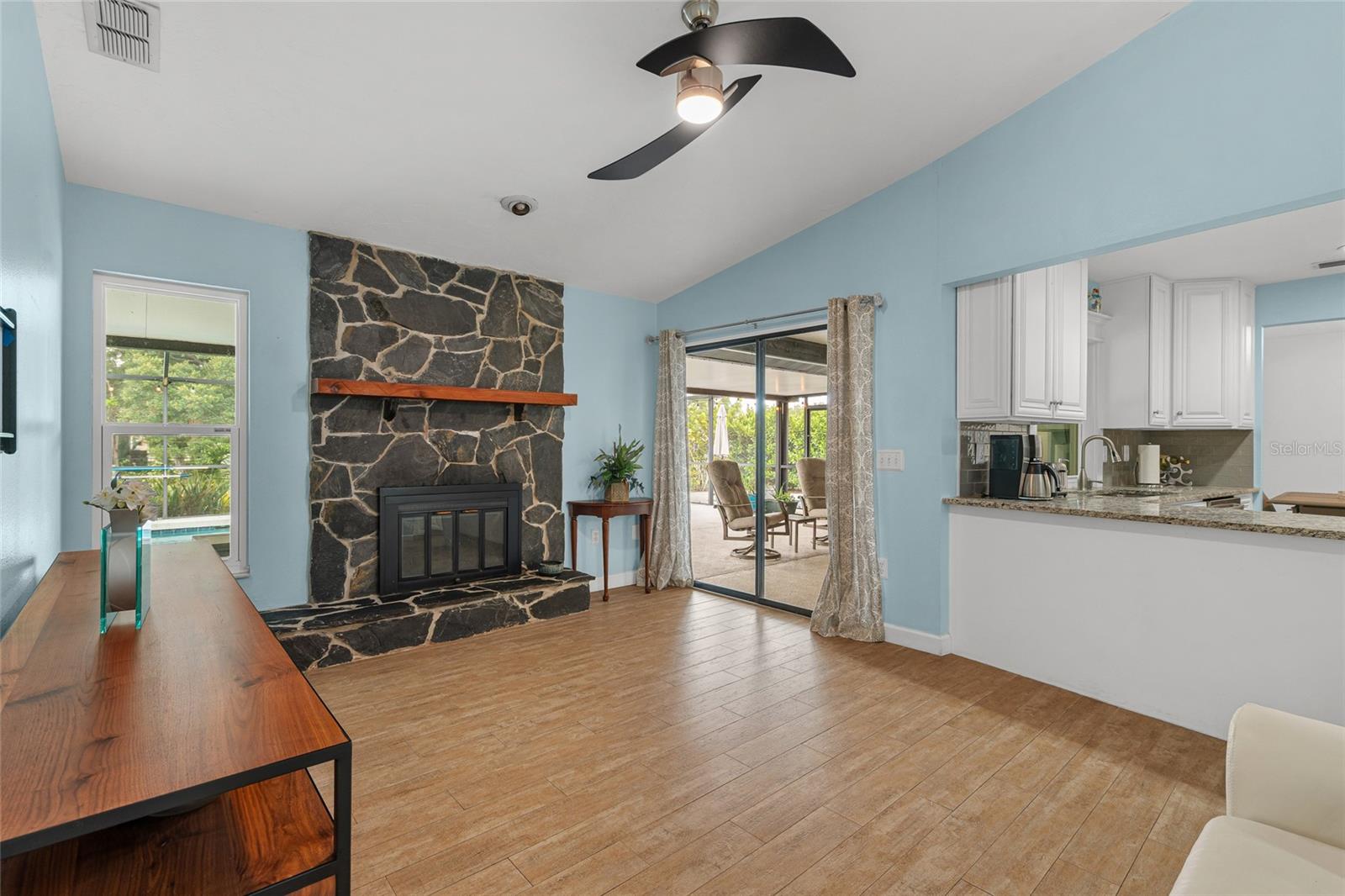 4204 Prairie View Drive, FL