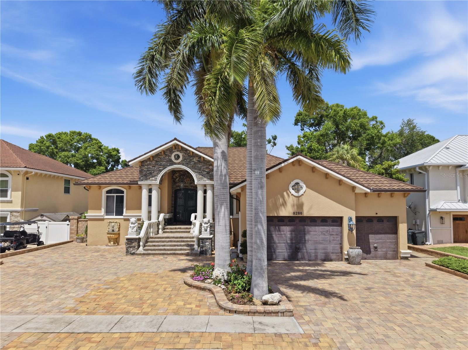 8286 97th N St, FL