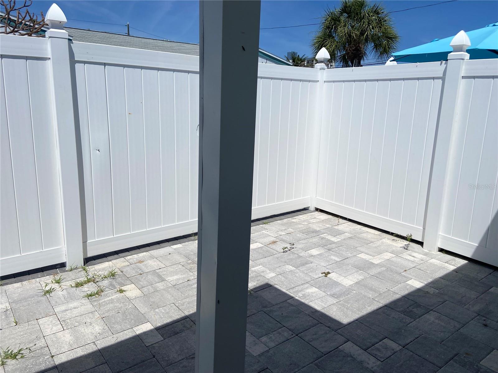605 69th, FL