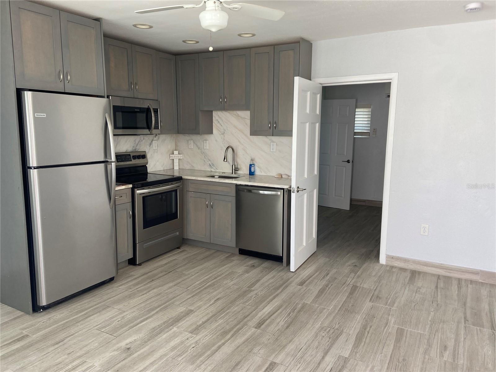 605 69th, FL
