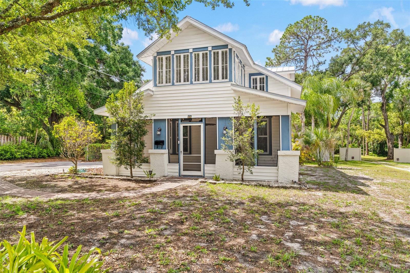 904 Henry Avenue, FL