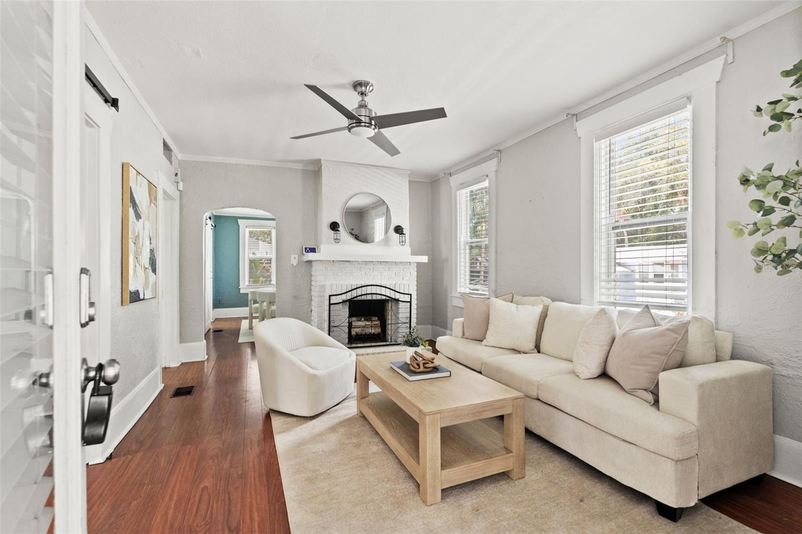 904 Henry Avenue, FL