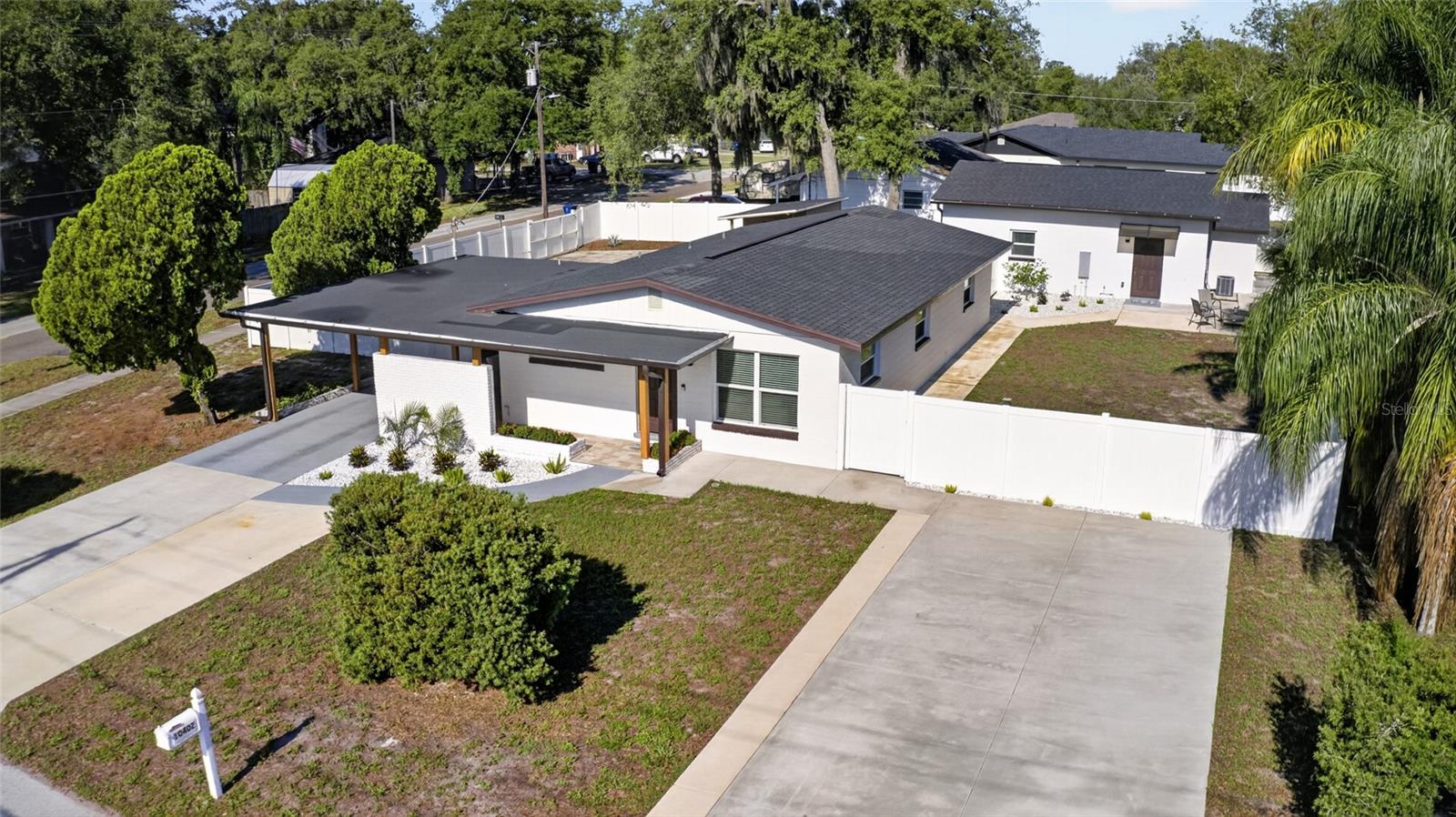 10402 Pawnee Avenue, FL