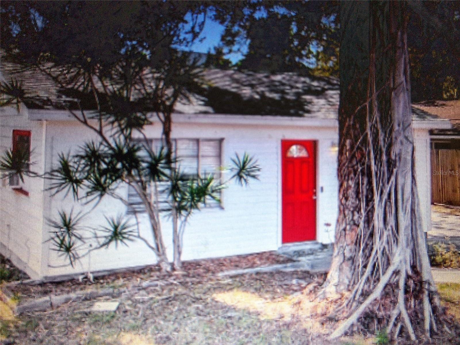 1664 10th Street, FL