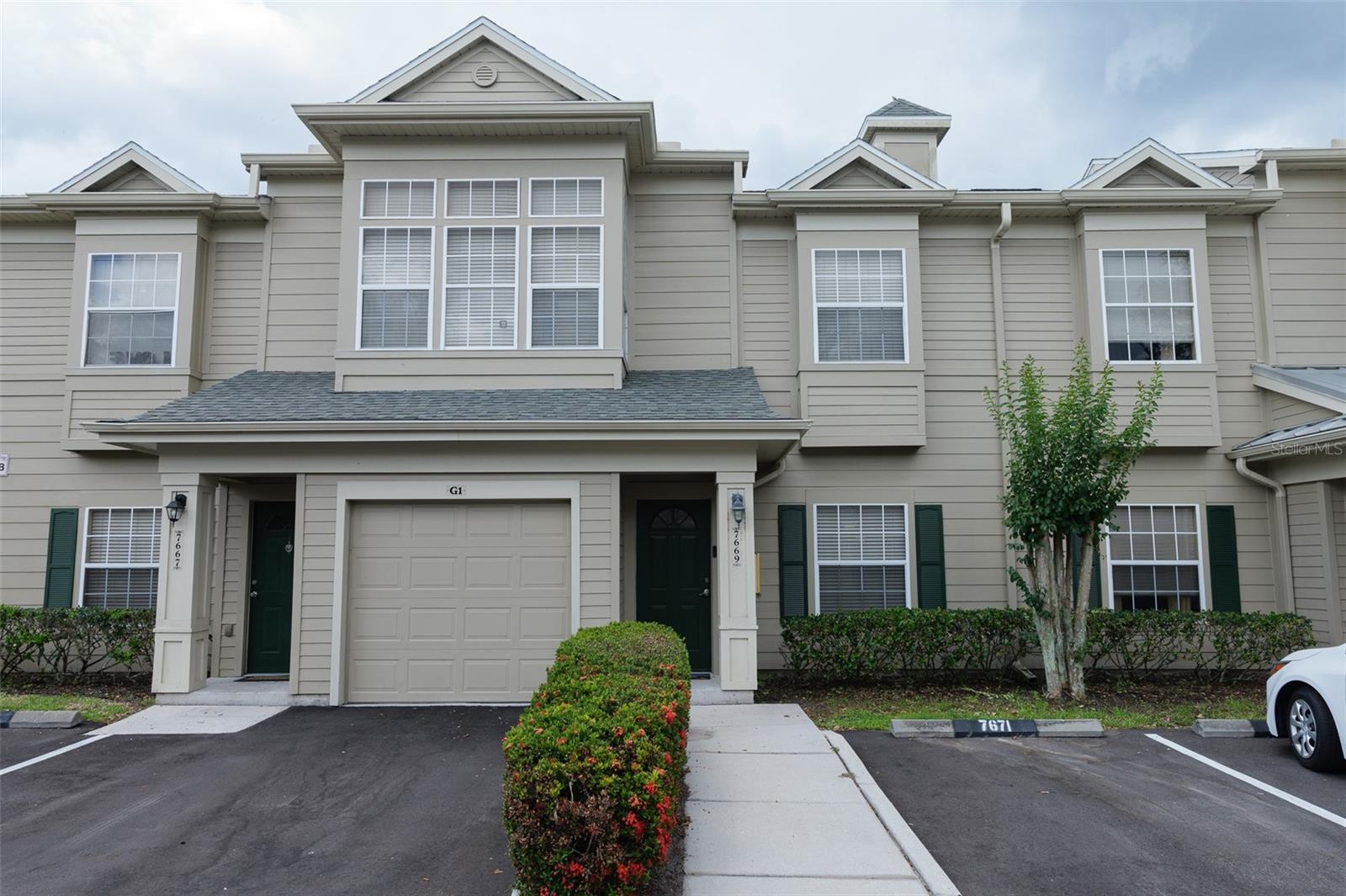 7669 Plantation Circle, FL