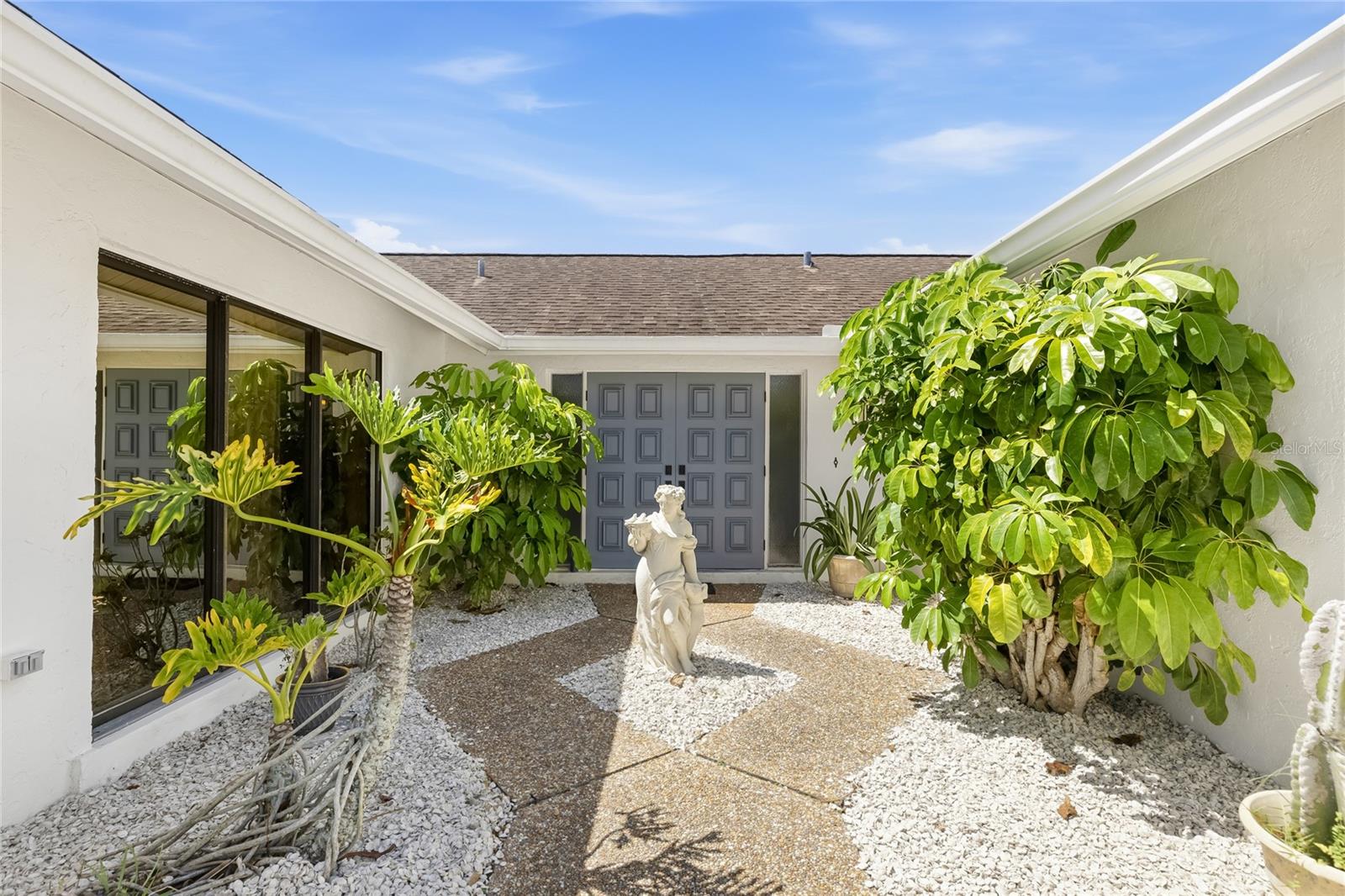 5710 Doral Court, FL