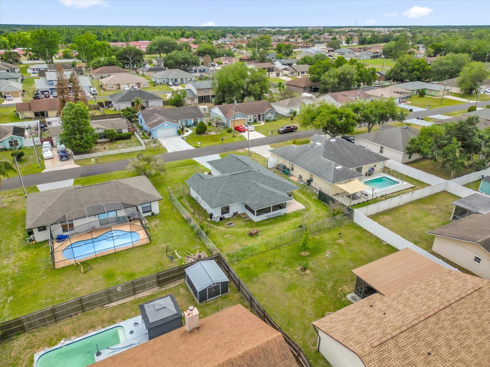 615 Mckinley Court, FL