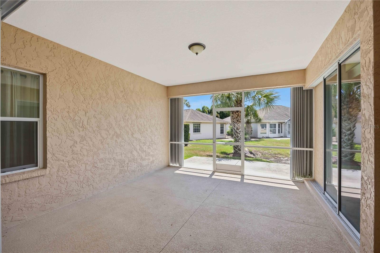 409 Tomoka Drive, FL