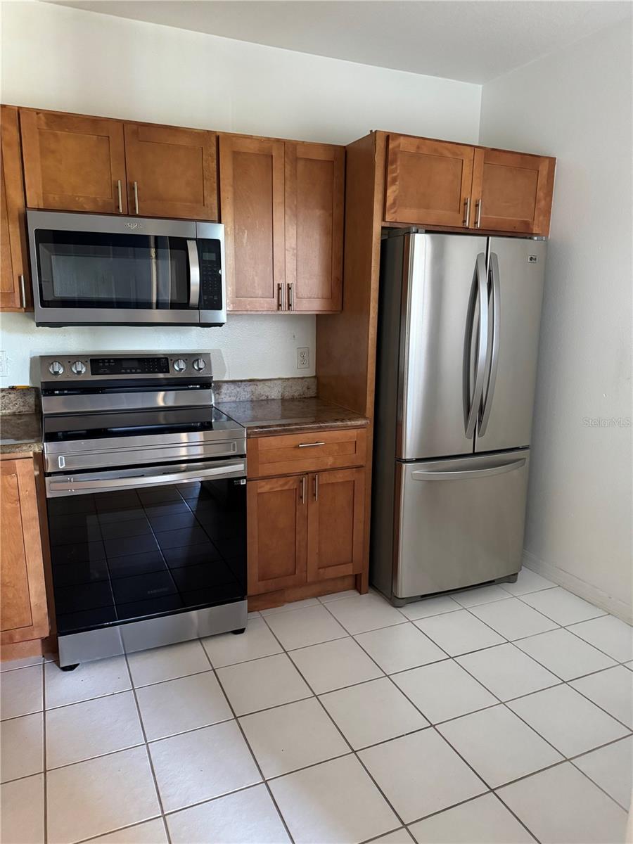 495 Las Cortes Lane, FL