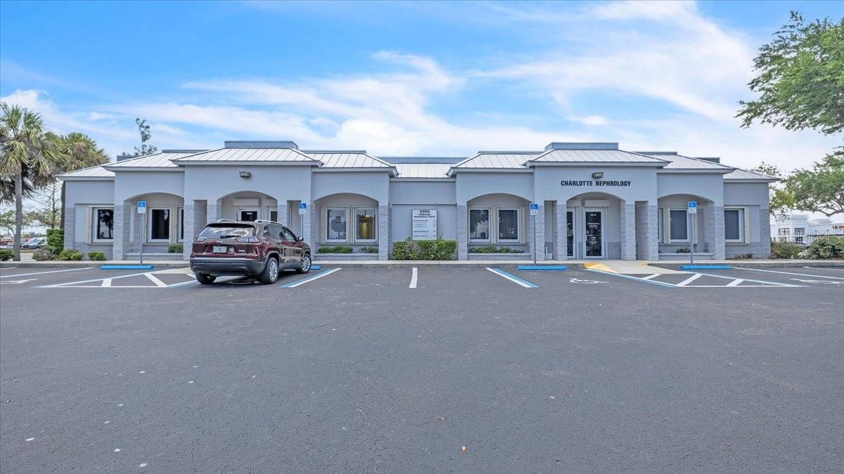 3300 Tamiami Trail, FL