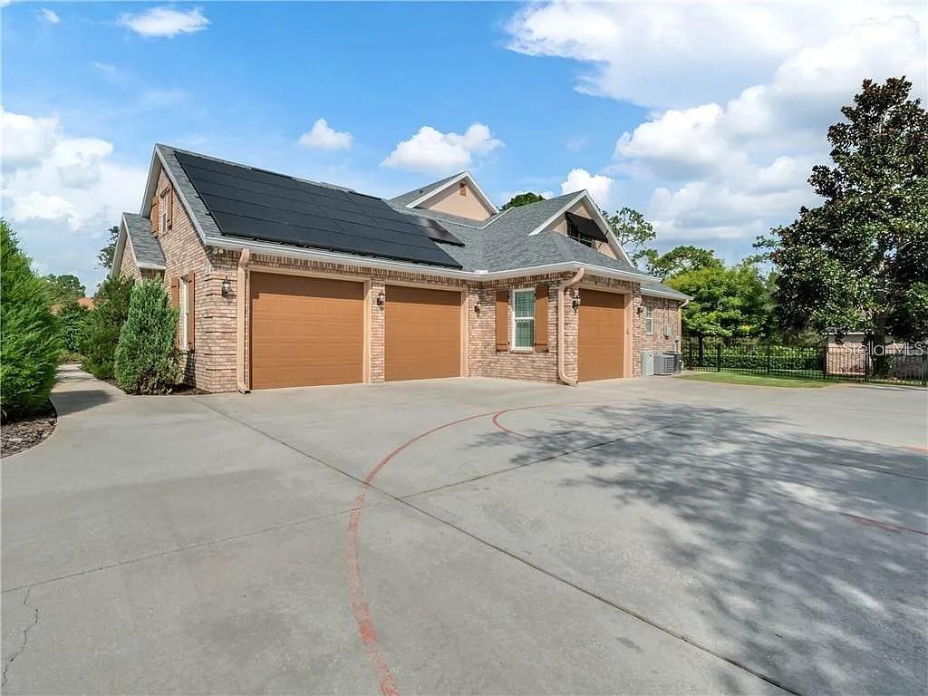 2660 Winnemissett Oaks Drive, FL