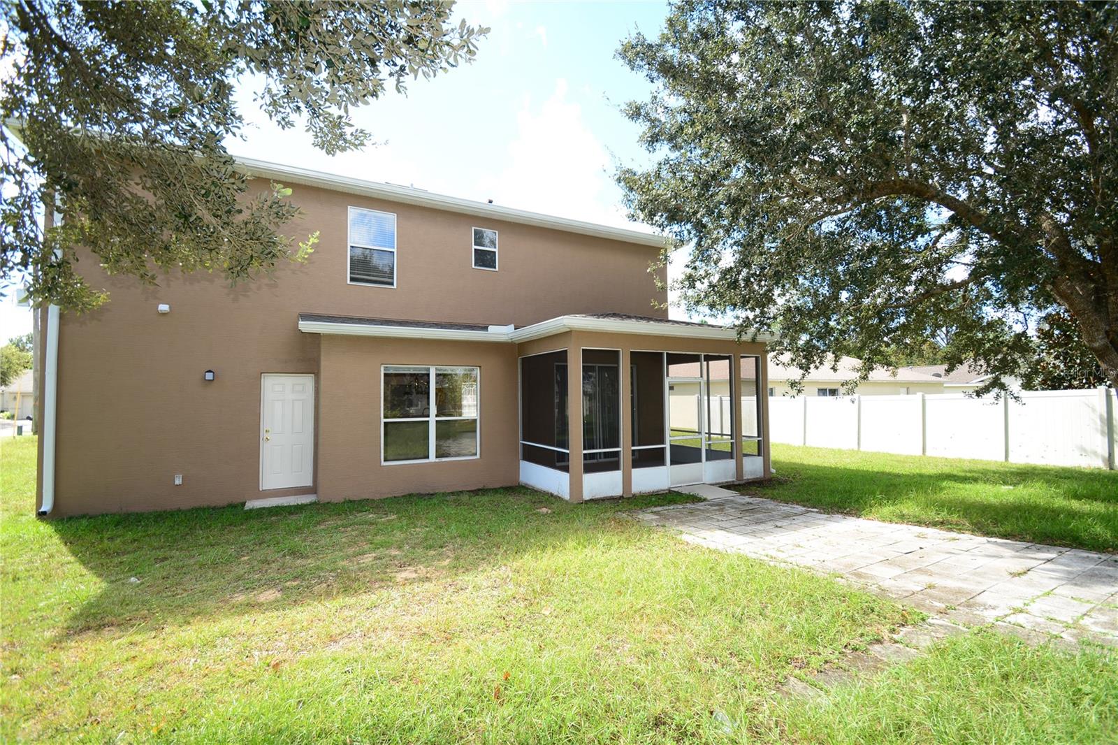 22 Ulster Court, FL