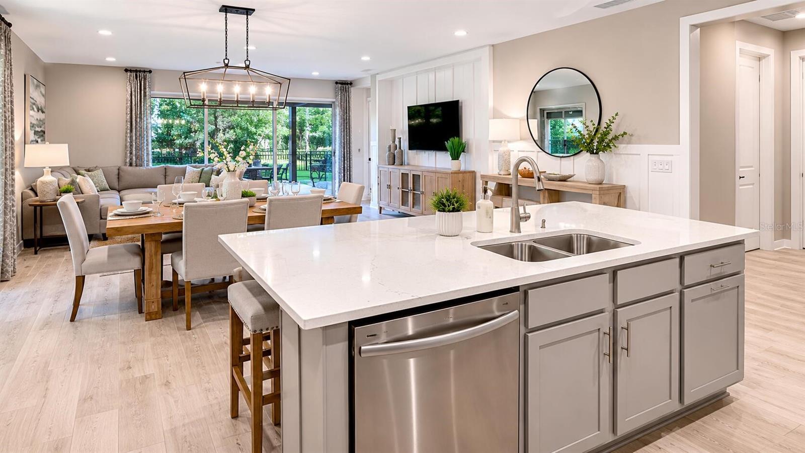 33320 Castaway Loop, FL