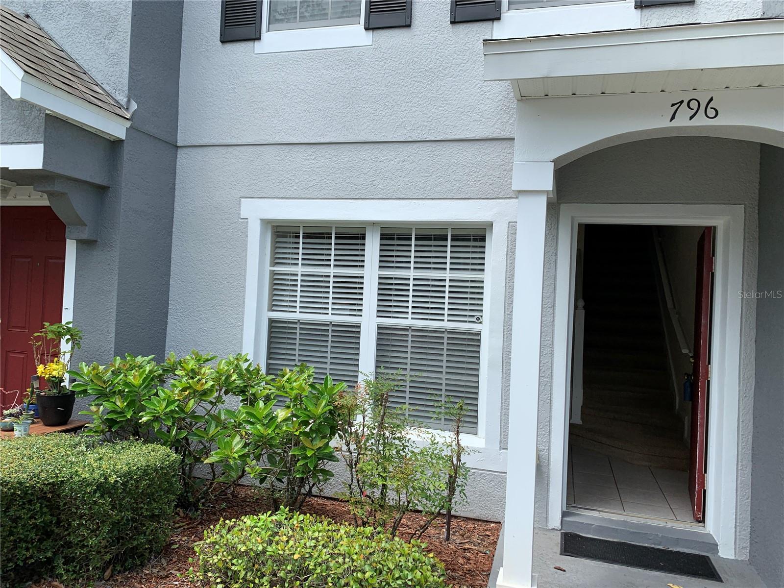 796 Shropshire Loop, FL