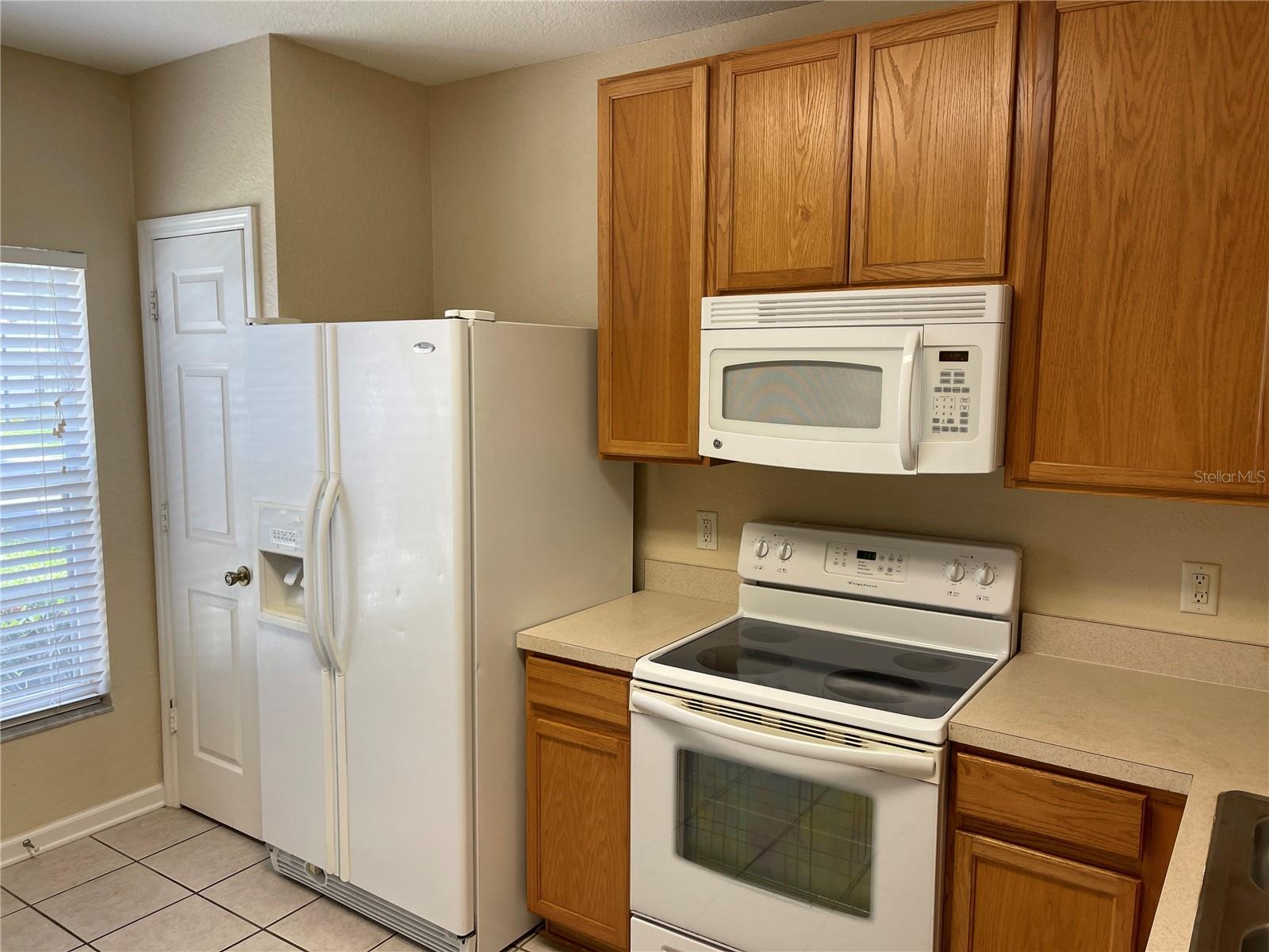 796 Shropshire Loop, FL