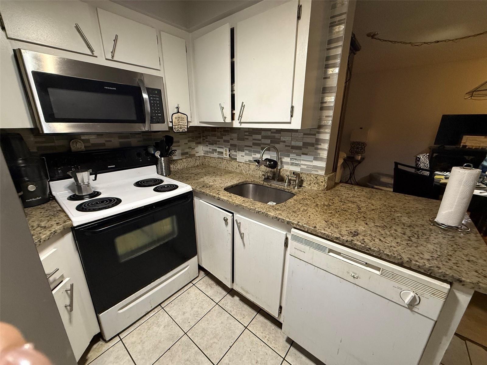 3940 Atrium Drive, FL