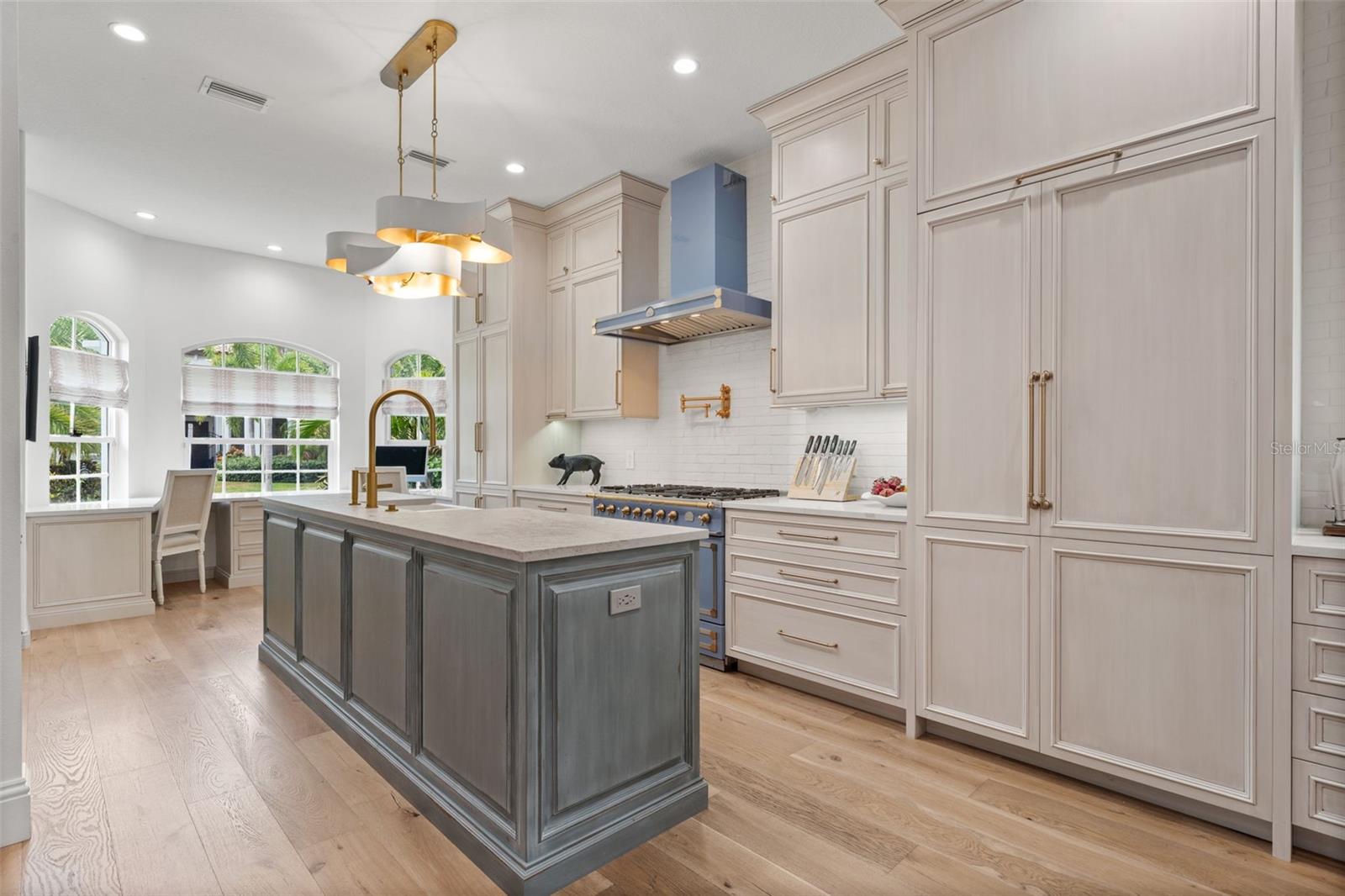 1915 Clematis Street, FL