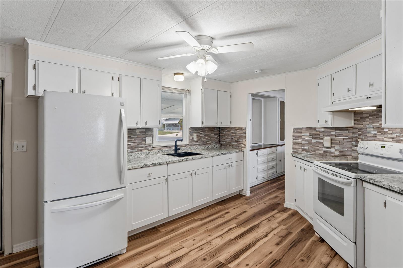 38552 Monet Drive, FL