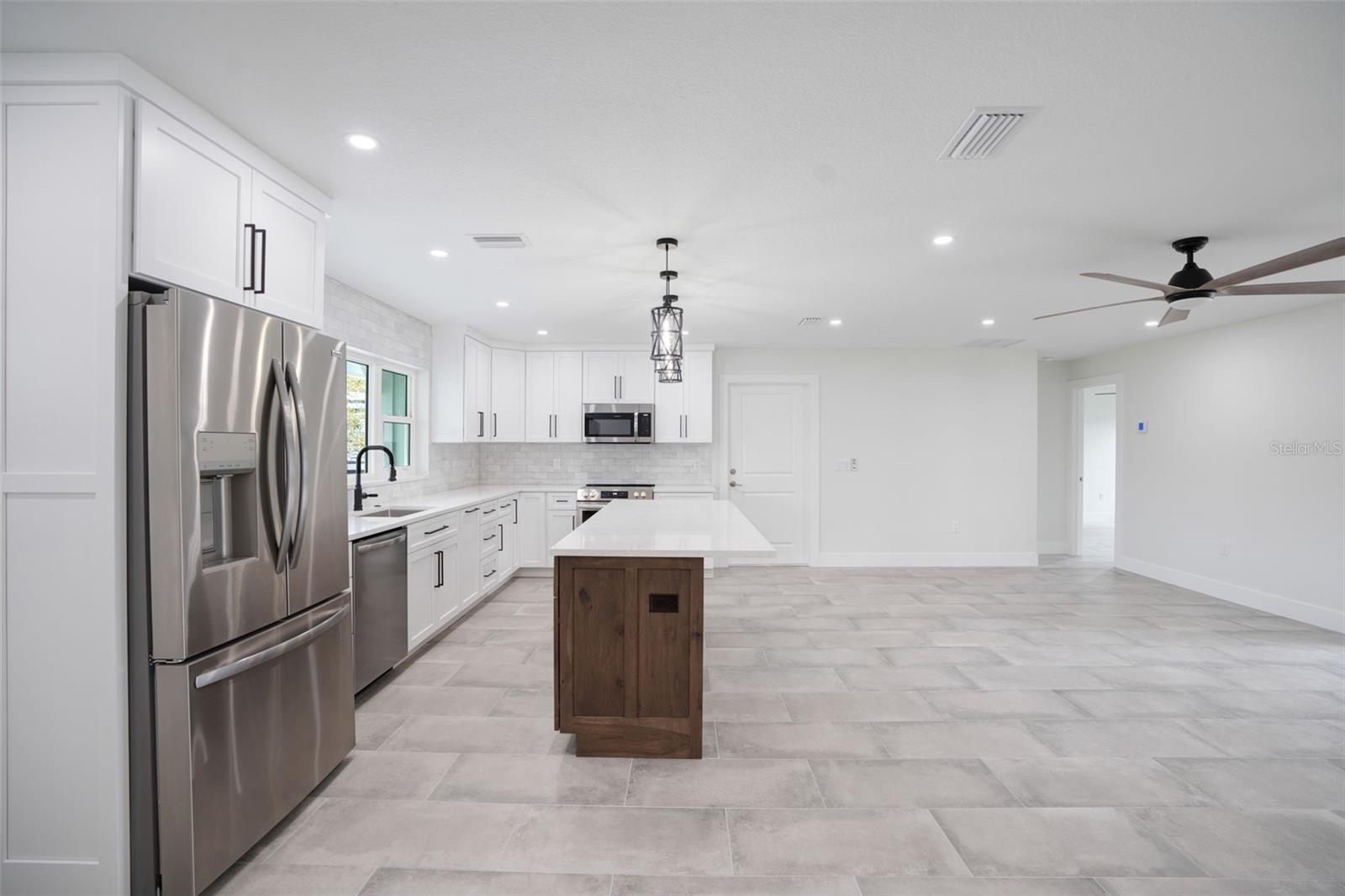 5528 Briarcliff Drive, FL