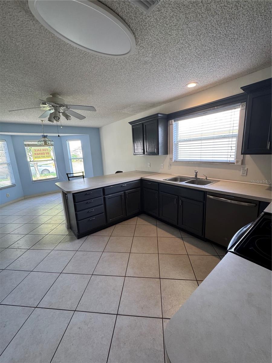 1033 Oak Forest Drive, FL