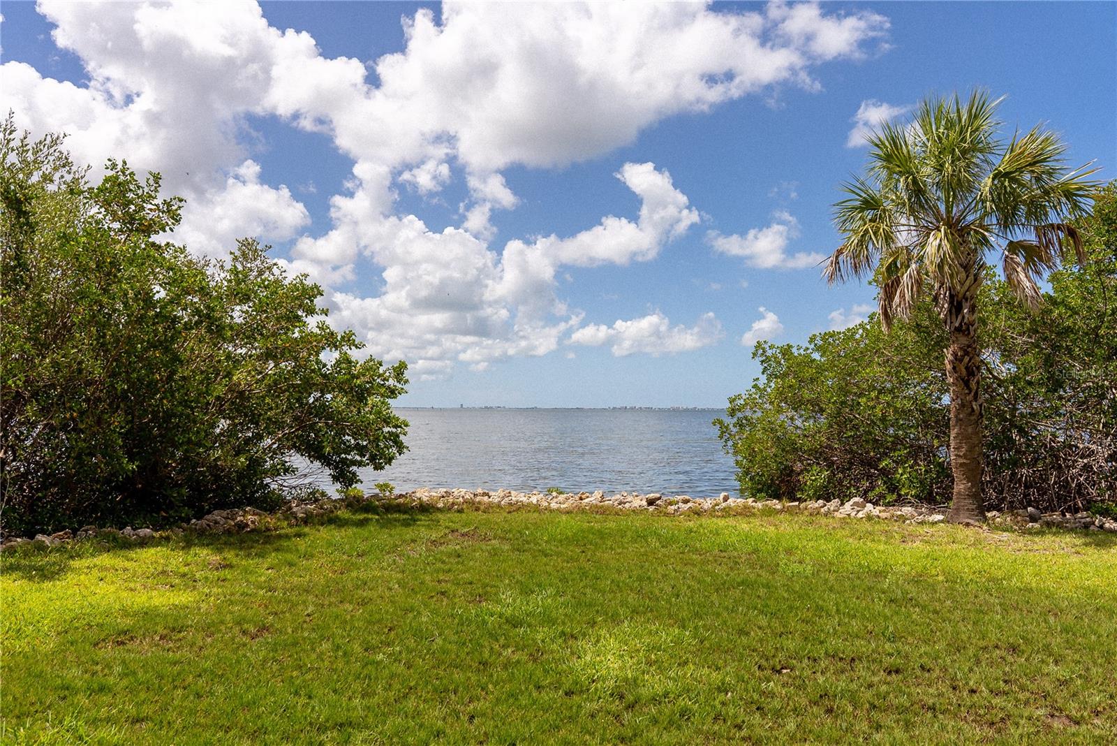 2424 Bay Drive, FL