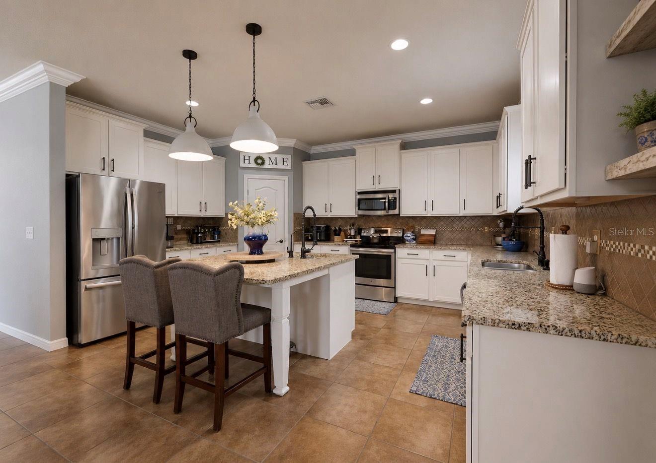 12426 Fairlawn Drive, FL