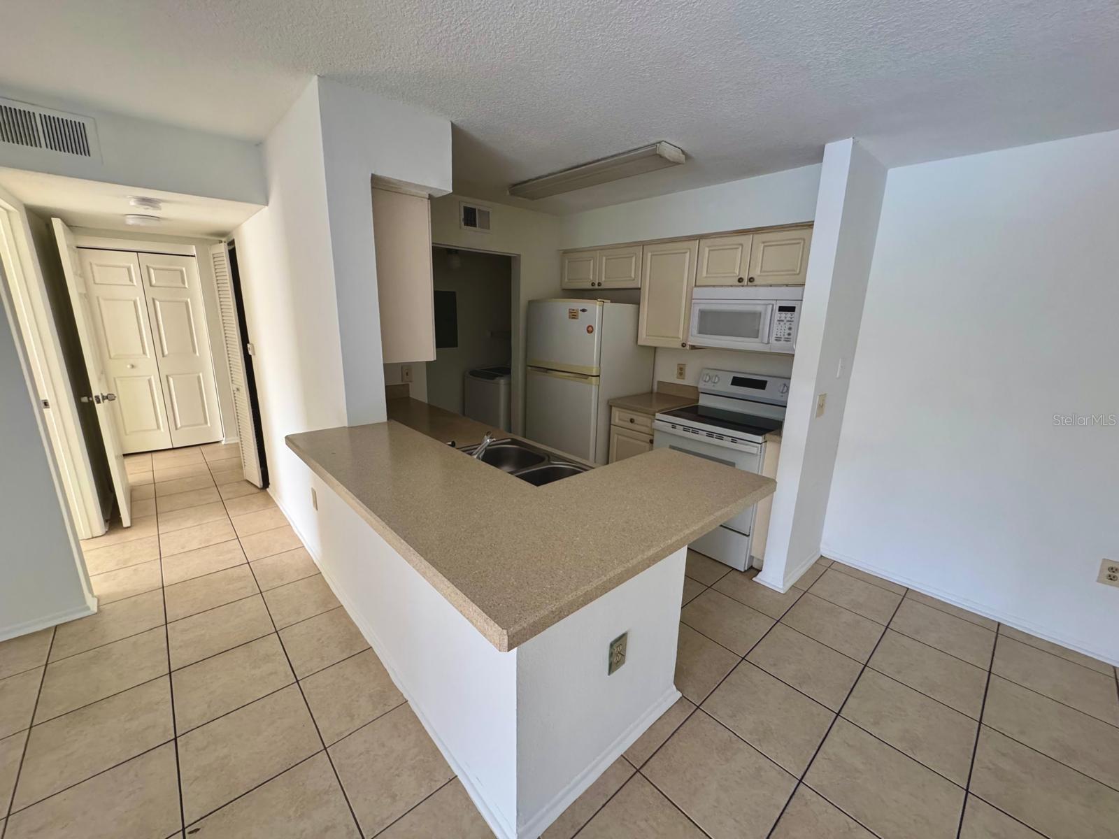1222 Bermuda Lakes Lane, FL