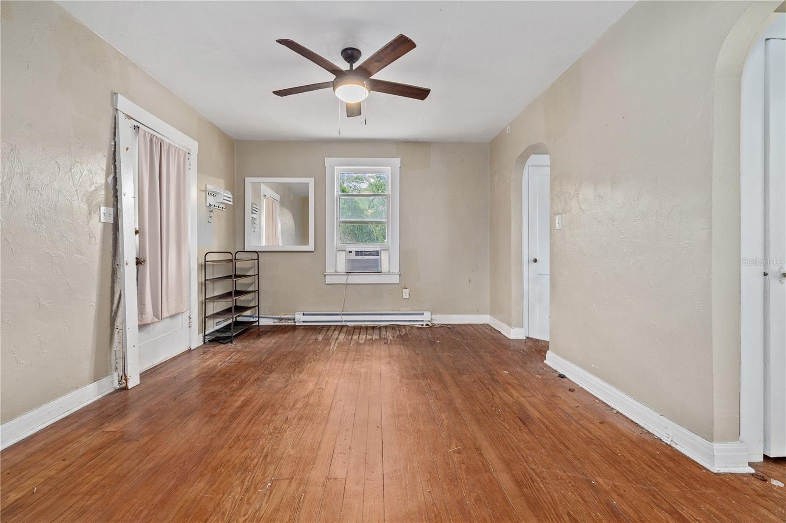5914 Ola Avenue, FL