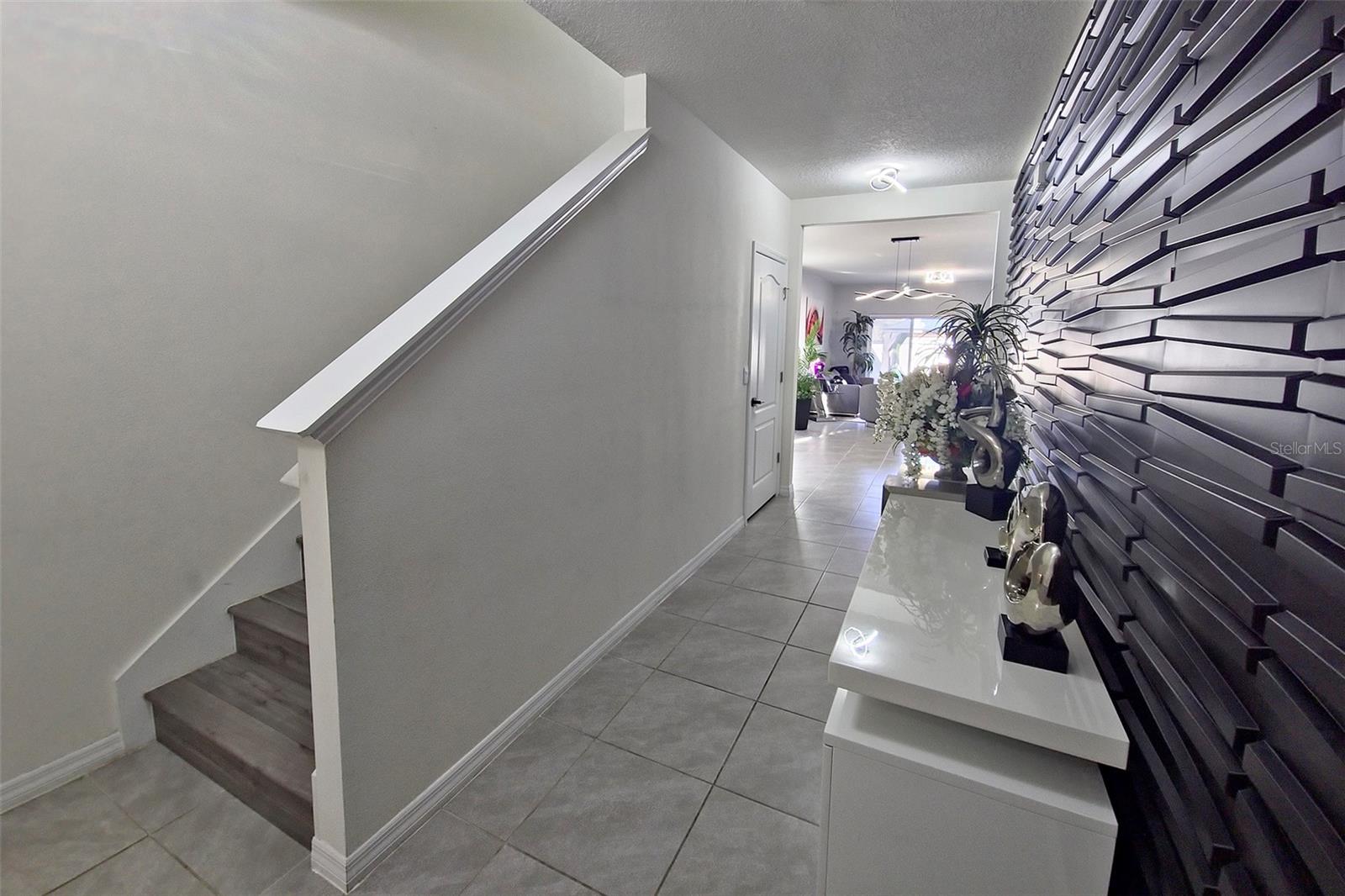 1292 Cascades Avenue, FL