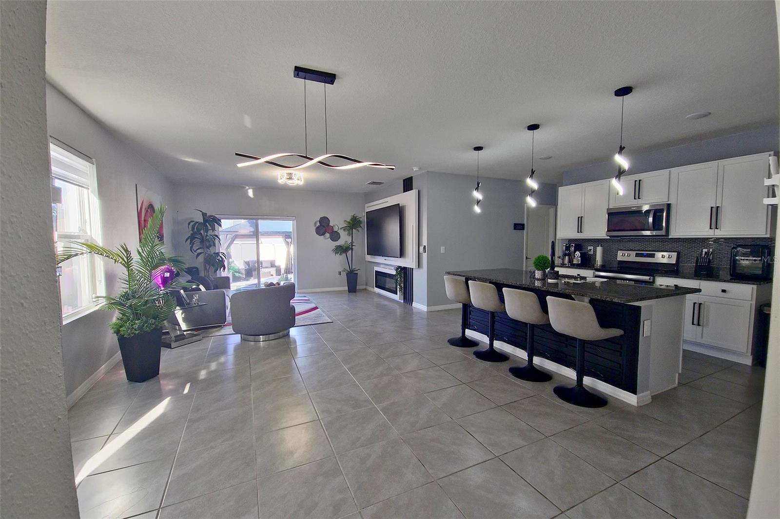 1292 Cascades Avenue, FL