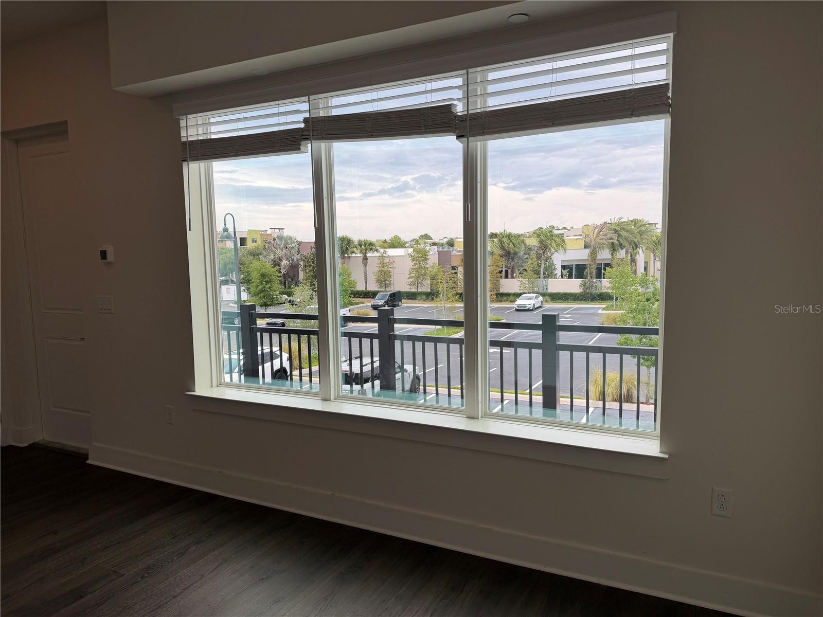 894 Tetbury Loop, FL