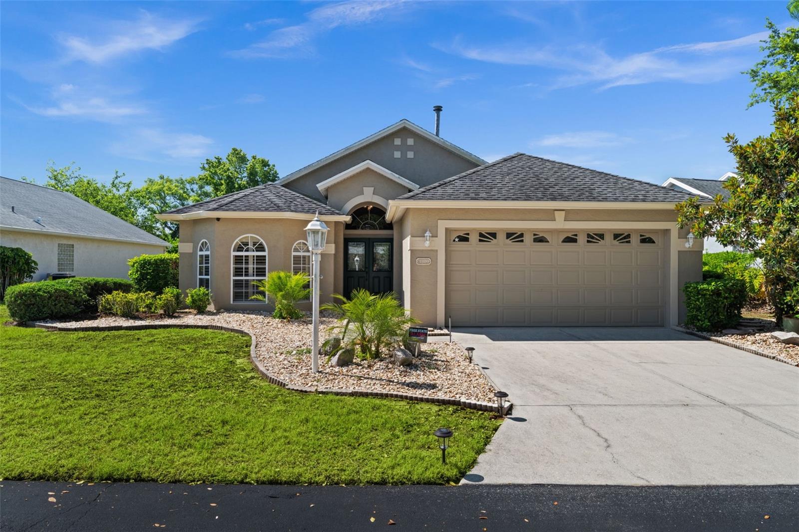 3370 Yonge Avenue, FL