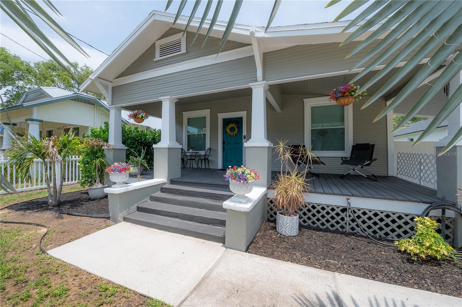 1010 Curtis Street, FL