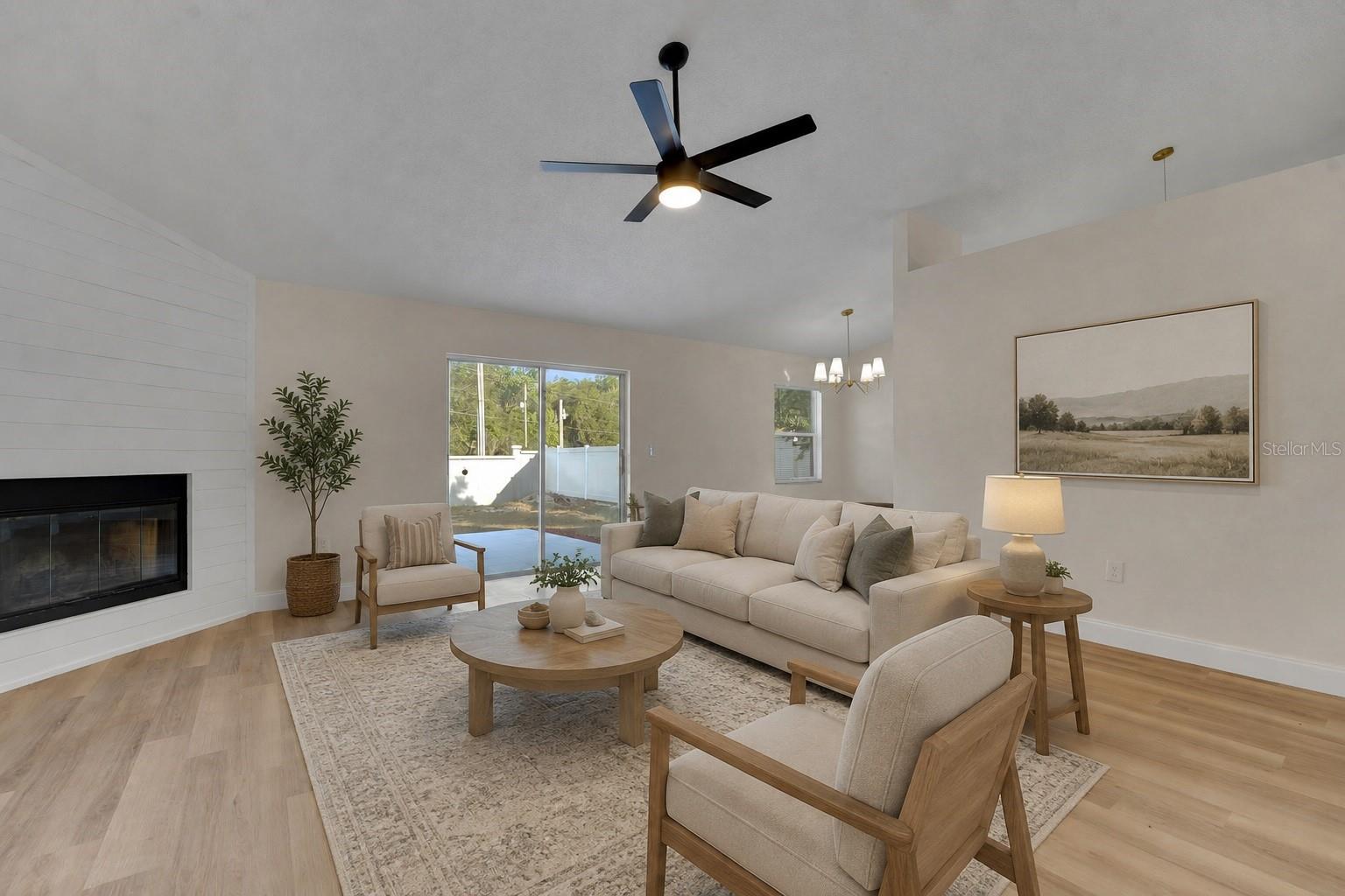 3311 Queens Cove Loop, FL