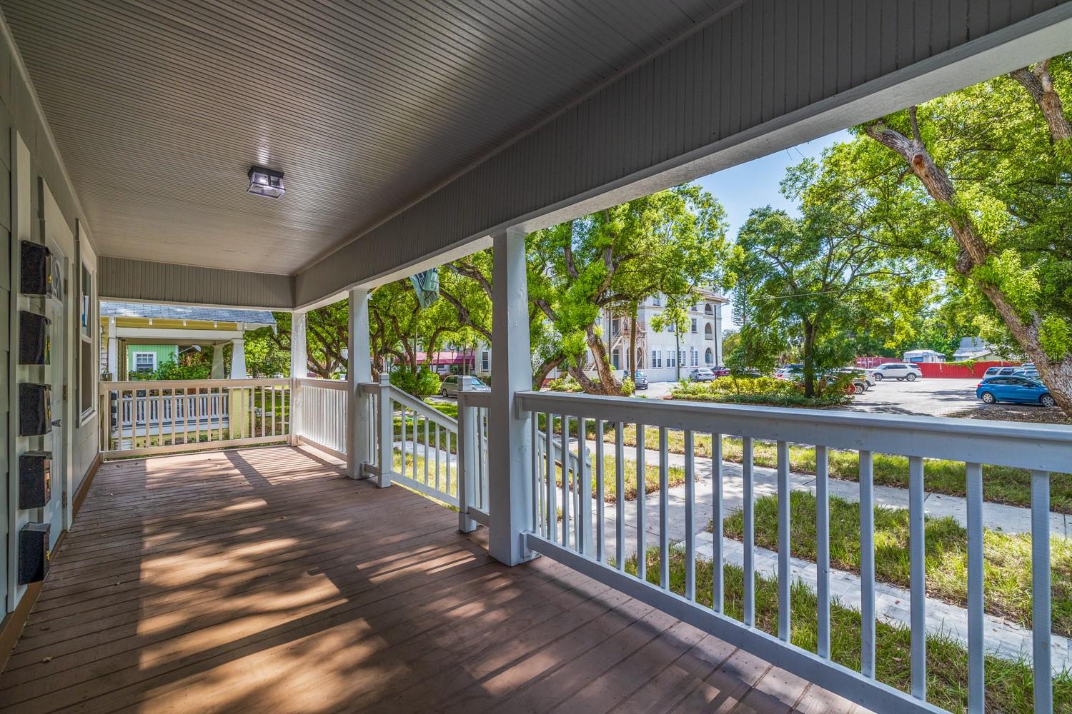 736 Jackson Street, FL