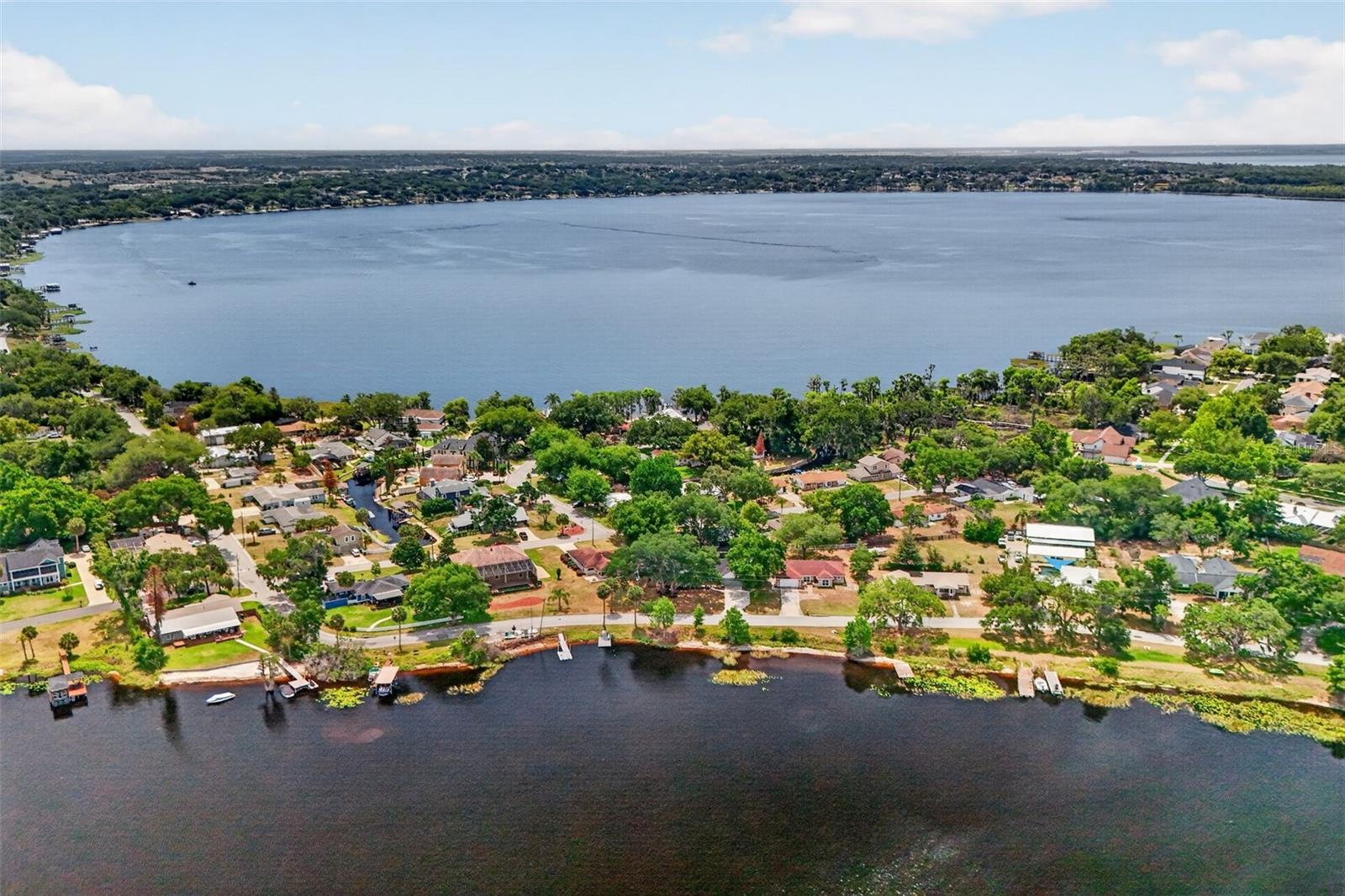 637 Lakeshore Drive, FL
